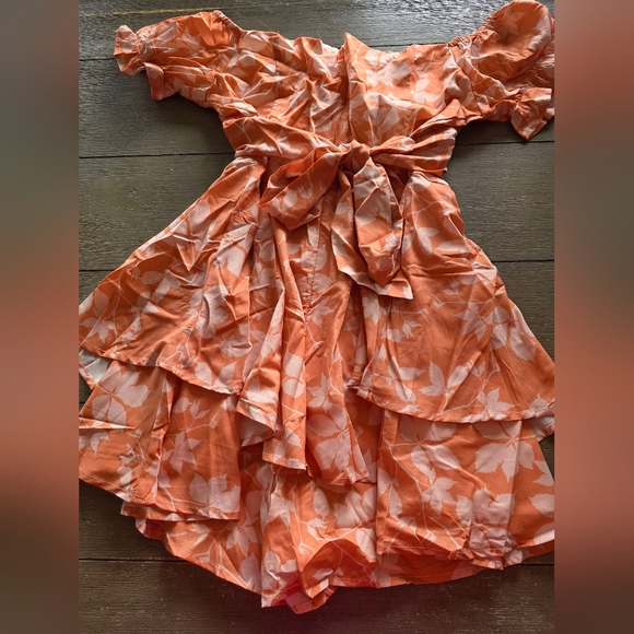 Floral Off-Shoulder Ruffle Romper M - Picture 4 of 6